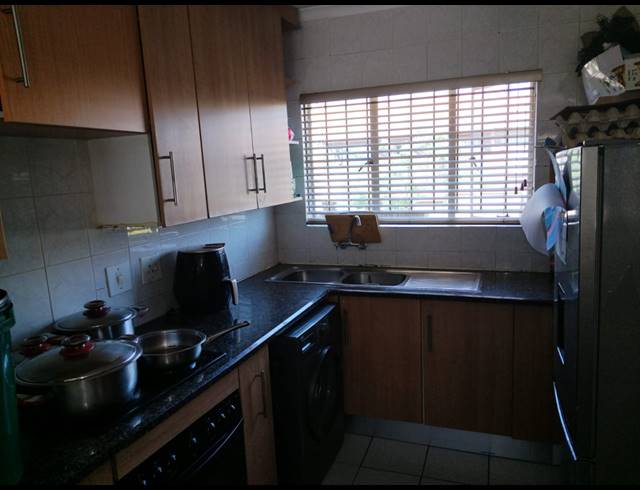 2 BEDROOM TOWNHOUSE FOR SALE IN EDEN GLEN